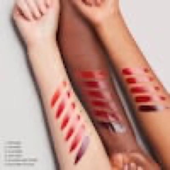 Woman’s MAC Cosmetics Lustreglass Lipstick 5100.10 US Oz Lady Bug New never used - Picture 14 of 15